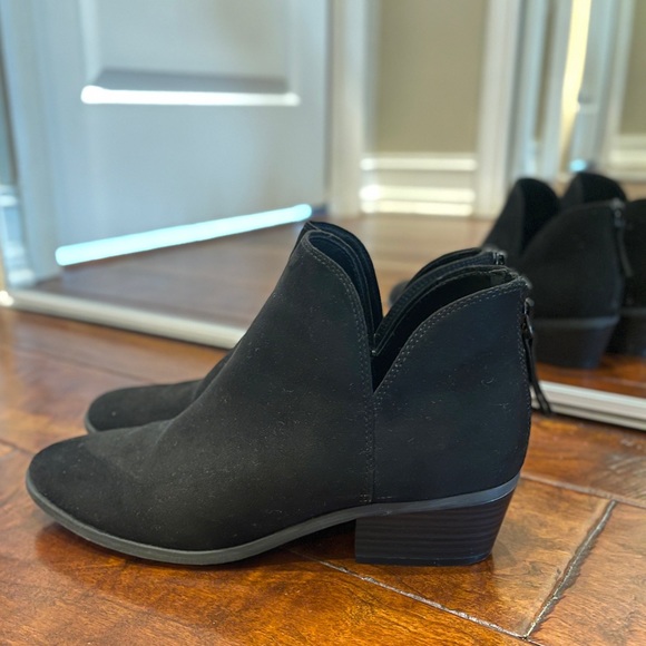 Women Ankle Boots Faux Suede Black Size 9 From Old Navy - Picture 1 of 9